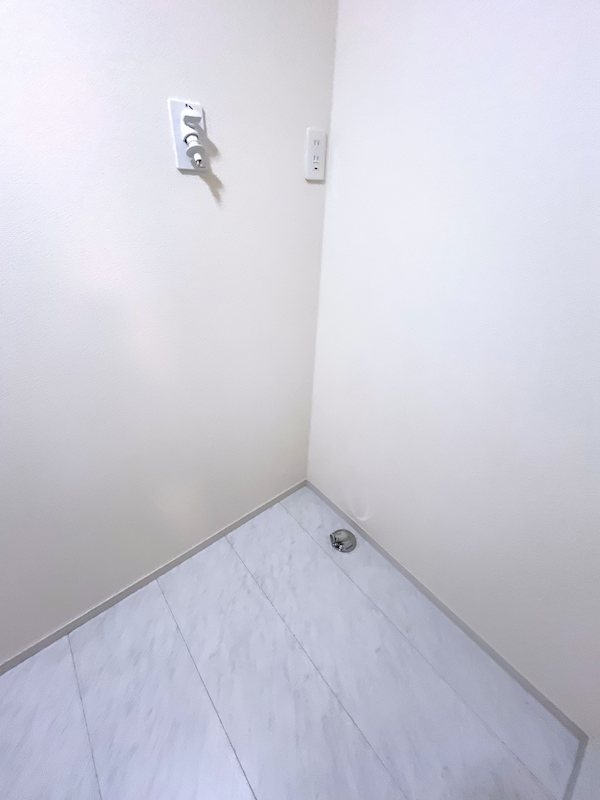 上尾市平塚中古戸建て 内観写真（洗面台・洗面所）