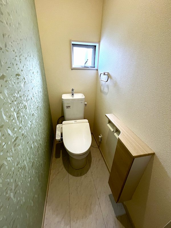 上尾市平塚中古戸建て 内観写真（トイレ）