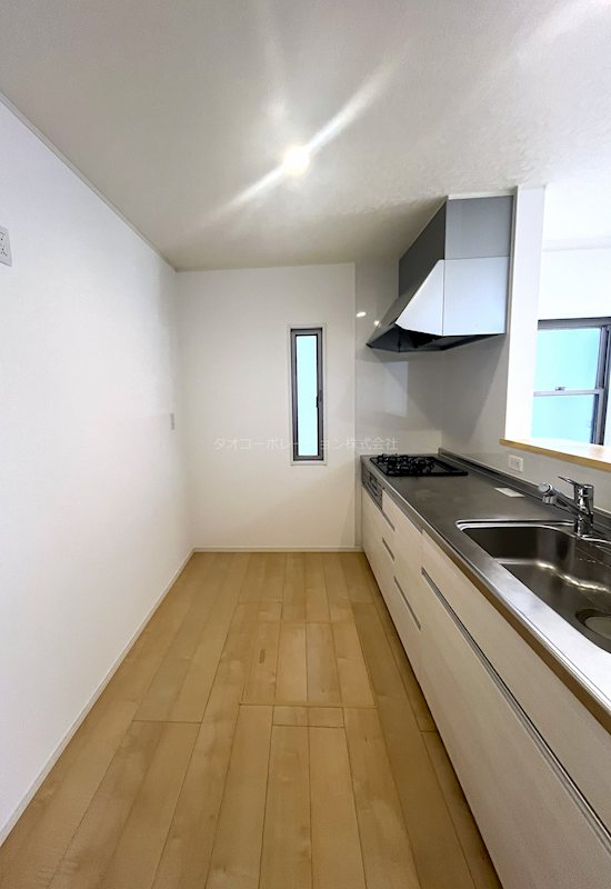 川口市峯中古戸建て 内観写真（キッチン）