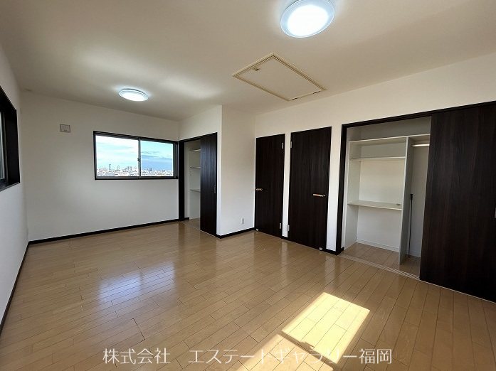友丘4丁目一戸建て 内観写真（リビング以外の居室）