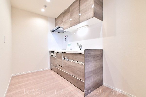 ロワールマンション前原 内観写真（キッチン）
