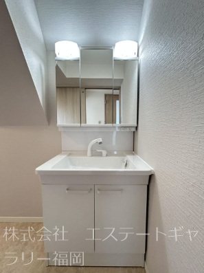 ロワールマンション周船寺 内観写真（洗面台・洗面所）