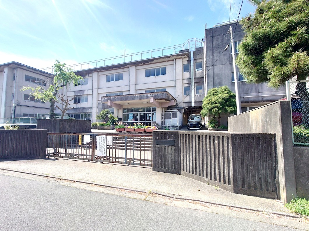 北柏ライフタウン松葉町第二団地１４号棟 小学校