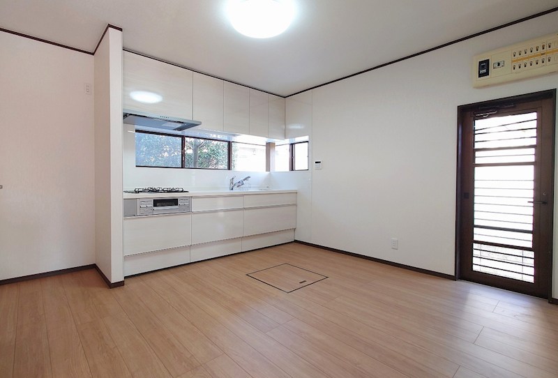 野田市岩名２丁目　戸建 内観写真（キッチン）
