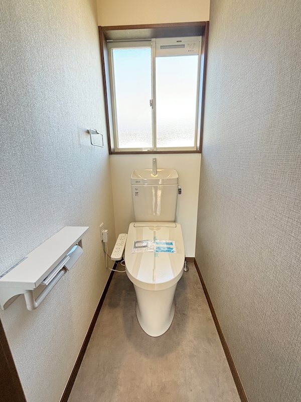 龍ケ崎市長山４丁目　戸建 内観写真（トイレ）