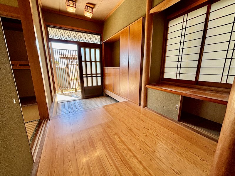 龍ケ崎市久保台２丁目　戸建 現地写真（玄関）