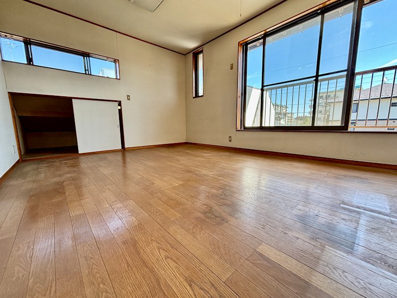 龍ケ崎市久保台２丁目　戸建 内観写真（リビング以外の居室）