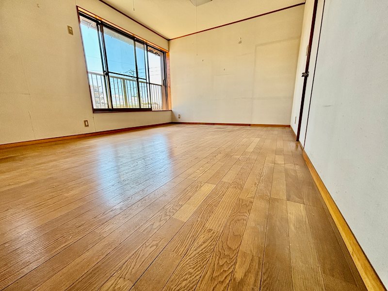 龍ケ崎市久保台２丁目　戸建 内観写真（リビング以外の居室）