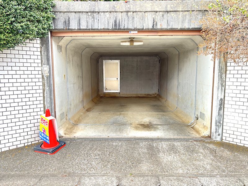 龍ケ崎市久保台２丁目　戸建 現地写真（駐車場）