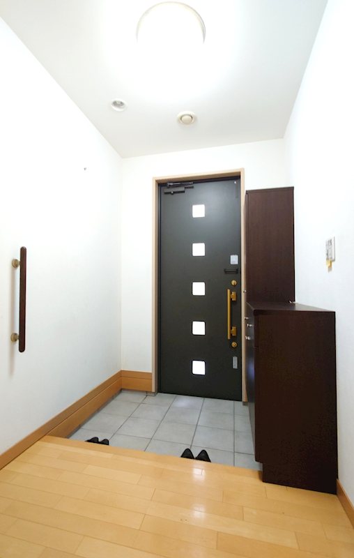 柏市篠籠田　戸建 現地写真（玄関）