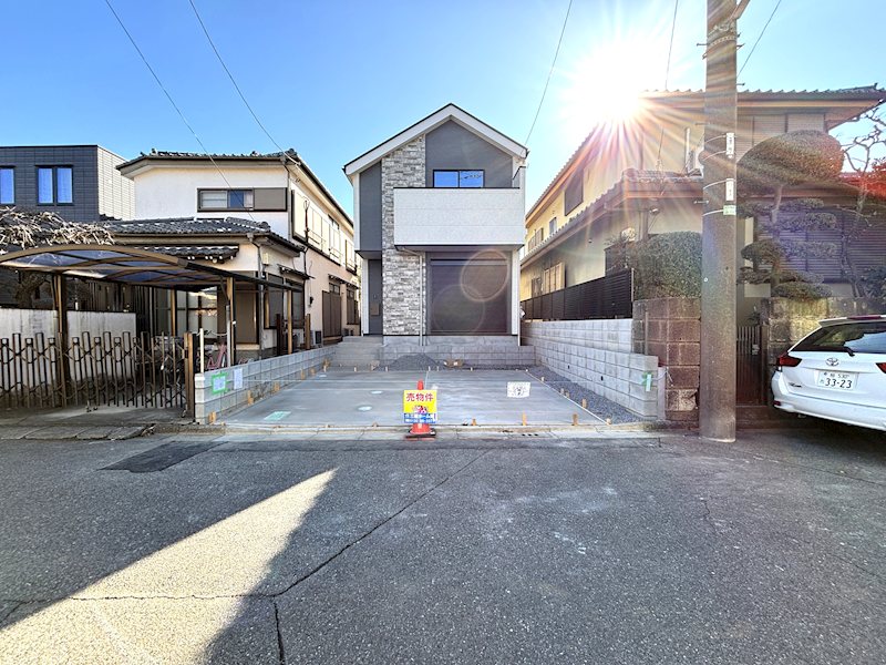 松戸市常盤平西窪町　戸建 現地写真（前面道路含む現地写真）