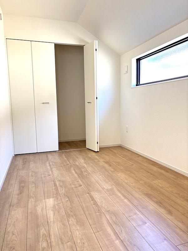 松戸市常盤平西窪町　戸建 内観写真（収納）