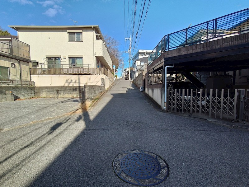 柏市明原１丁目　土地 現地写真（前面道路含む現地写真）