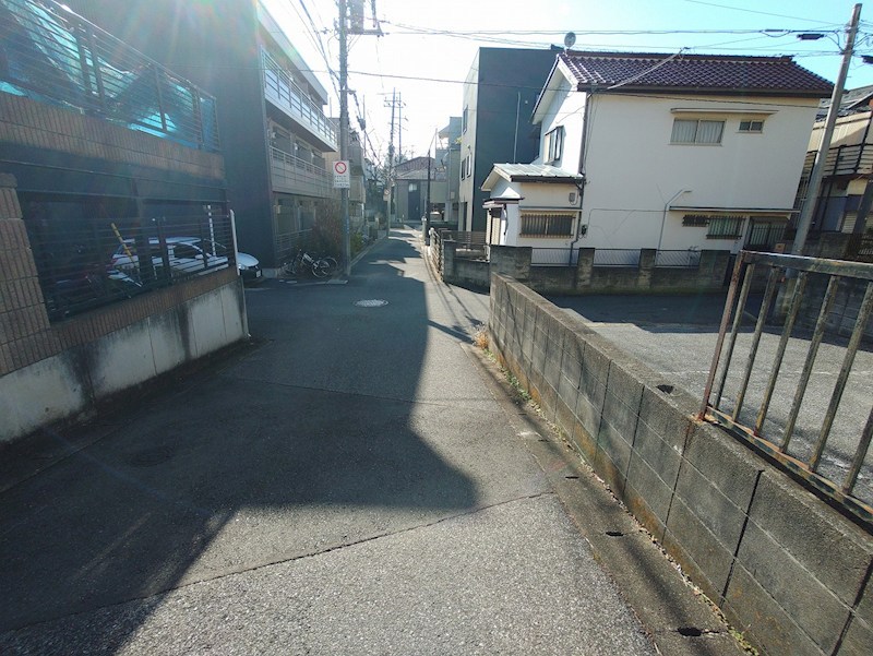 柏市明原１丁目　土地 現地写真（前面道路含む現地写真）