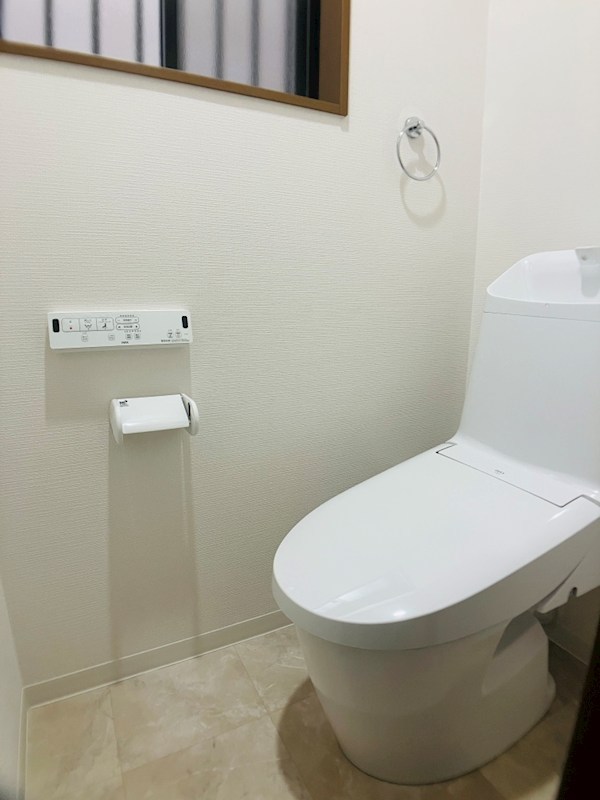 柏市根戸　戸建 内観写真（トイレ）