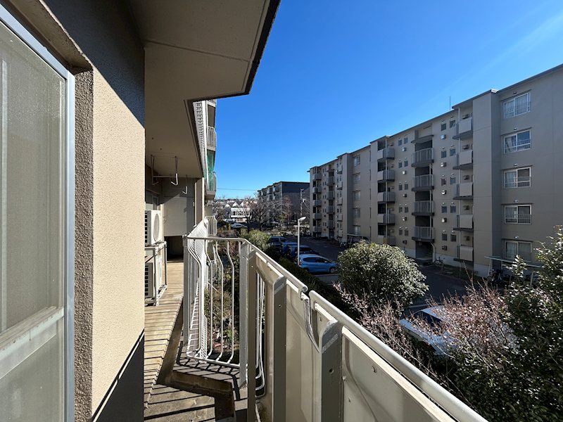 鎌ケ谷グリーンハイツ第４６号棟 現地写真（バルコニー）