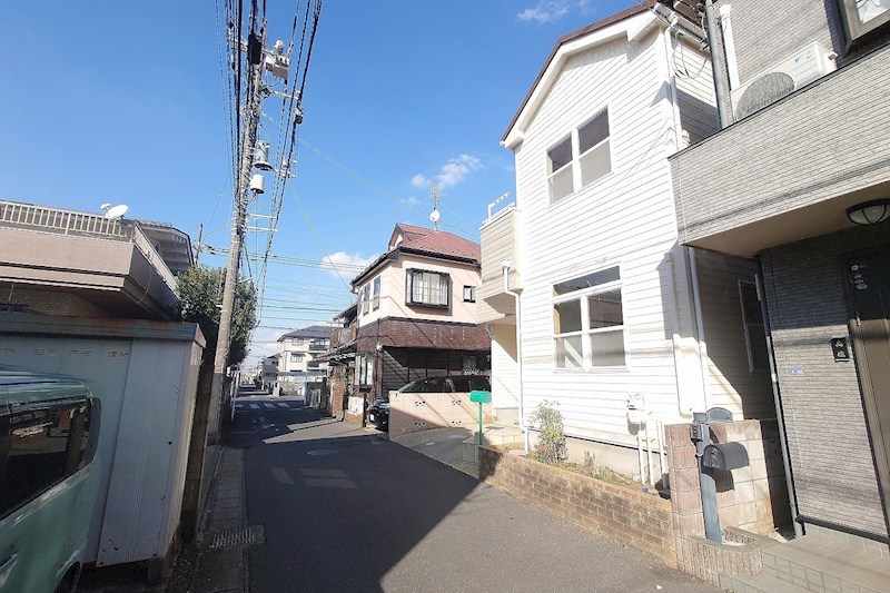 鎌ケ谷市くぬぎ山　戸建 現地写真（前面道路含む現地写真）