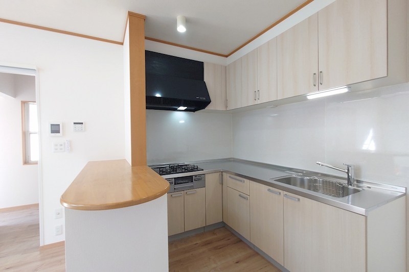 鎌ケ谷市くぬぎ山　戸建 内観写真（キッチン）