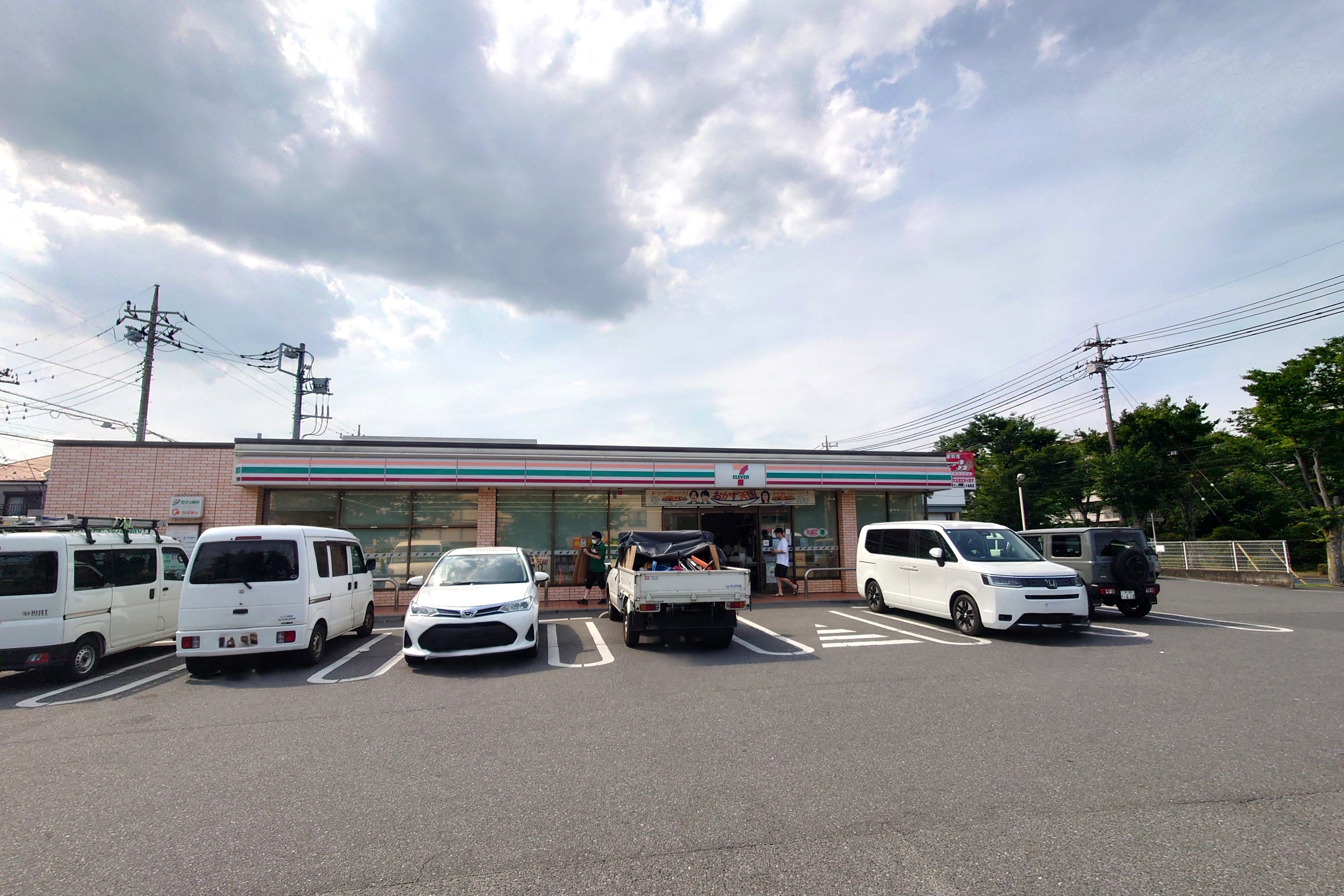柏市花野井　戸建 コンビニ