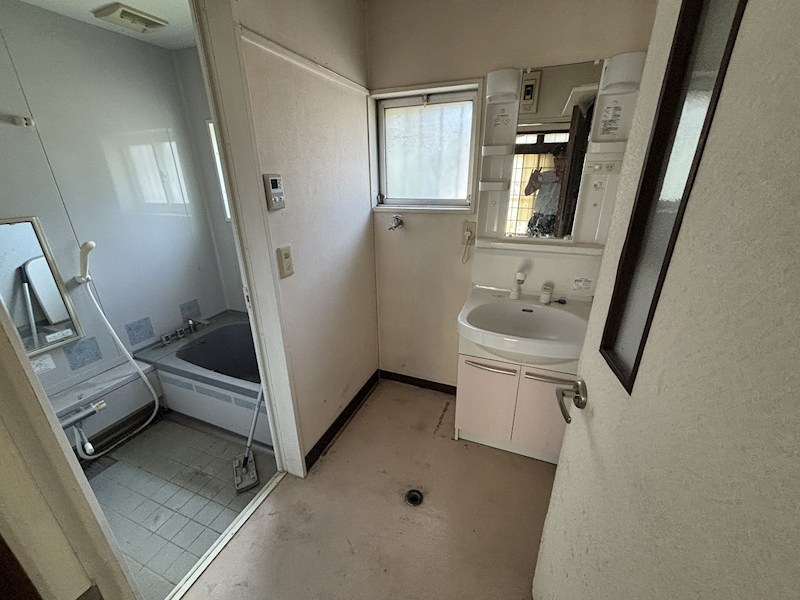 つくば市森の里　戸建 内観写真（洗面台・洗面所）