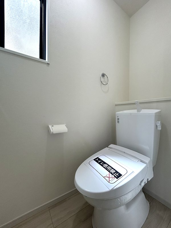 柏市高南台２丁目　新築戸建 内観写真（トイレ）