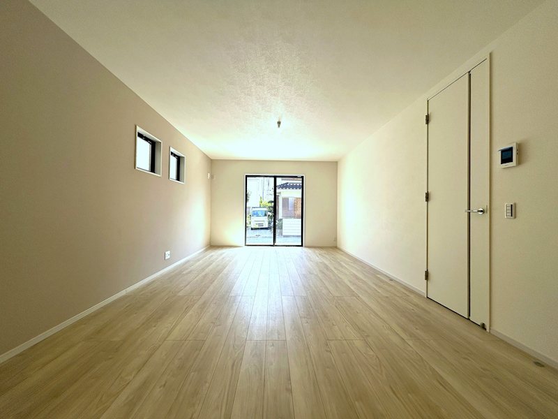 柏市豊住２期（２号棟）　新築戸建 内観写真（リビング）