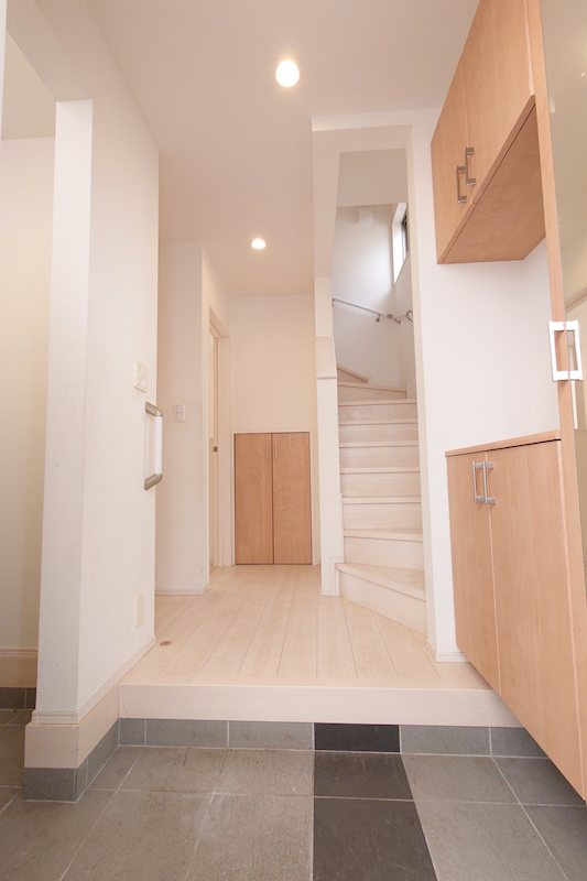 野田市清水　戸建 現地写真（玄関）