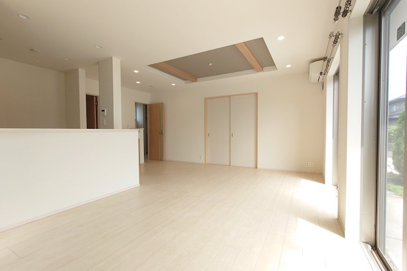 野田市清水　戸建 内観写真（リビング）