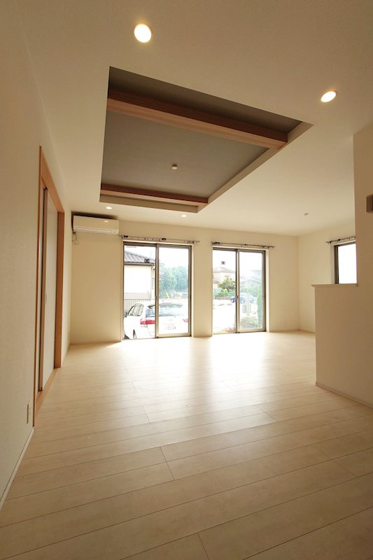 野田市清水　戸建 内観写真（リビング）