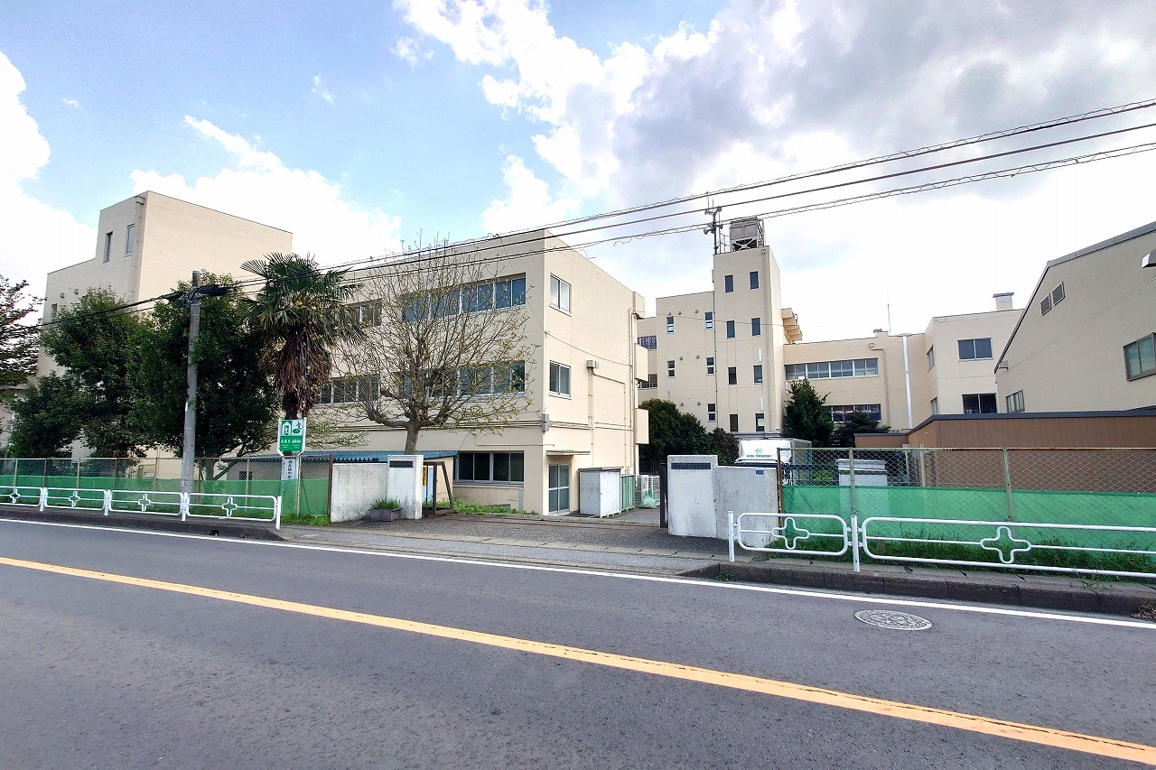 柏市光ケ丘２丁目　土地 中学校