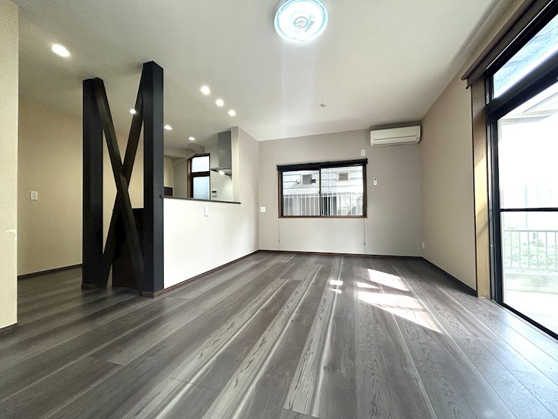 柏市柏　戸建 内観写真（リビング）
