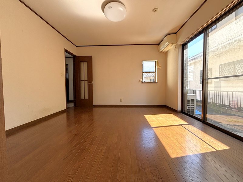 稲敷郡阿見町うずら野１丁目　戸建 内観写真（リビング）