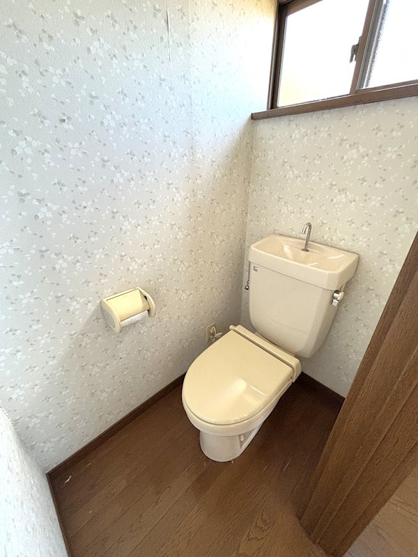 稲敷郡阿見町うずら野１丁目　戸建 内観写真（トイレ）