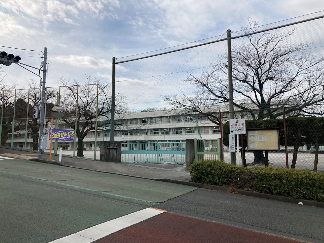 【スムストック】東京都町田市金井ヶ丘2丁目(No.1030) 小学校