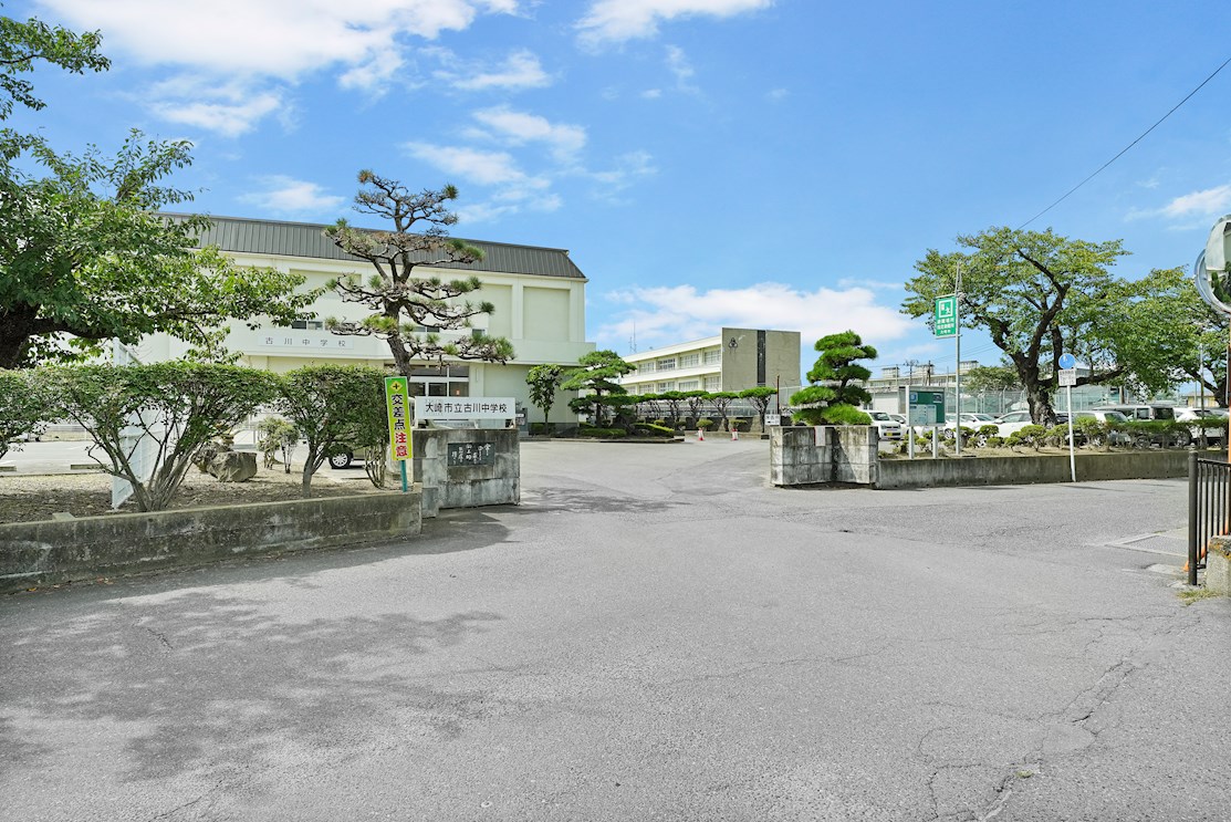 FelidiaGarden大崎市古川福浦 全4区画 2号棟(No.1024) 中学校