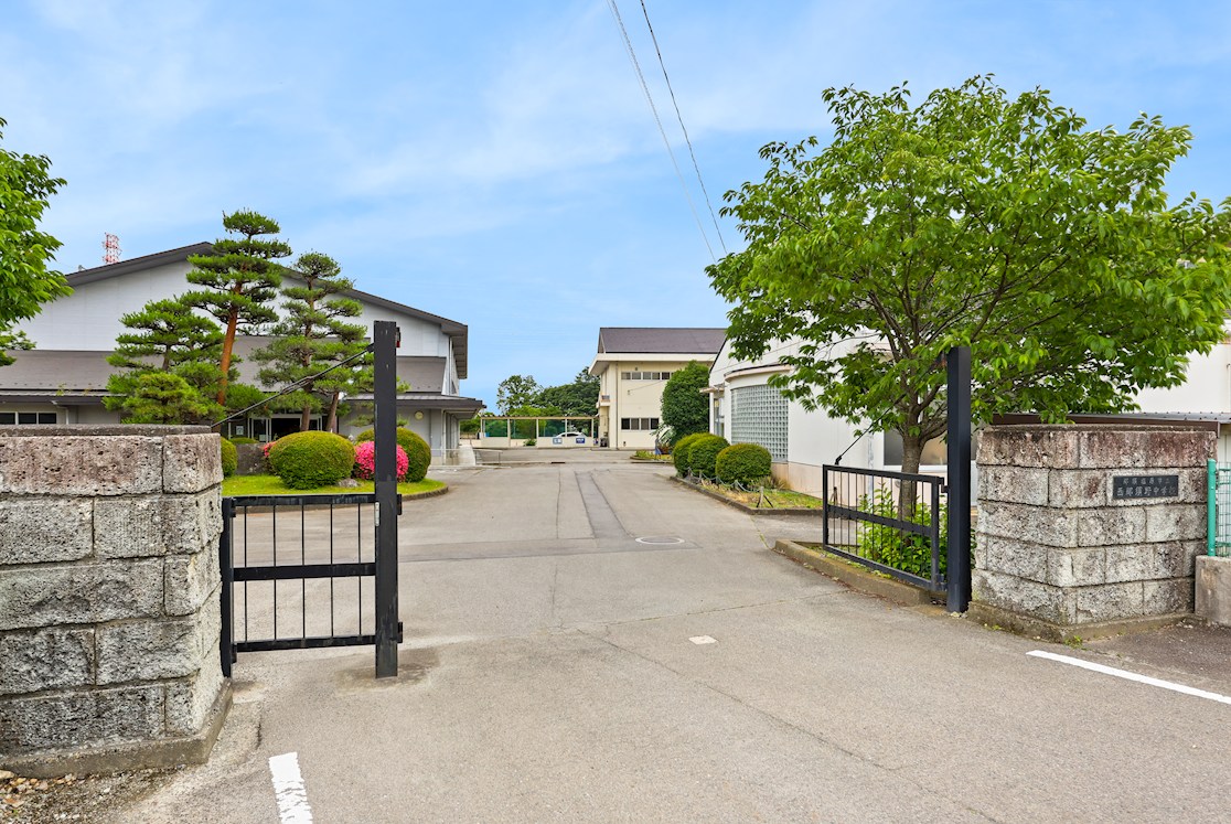 FelidiaGarden那須塩原市西大和 全5区画 4号地2号棟(No.1025)  中学校