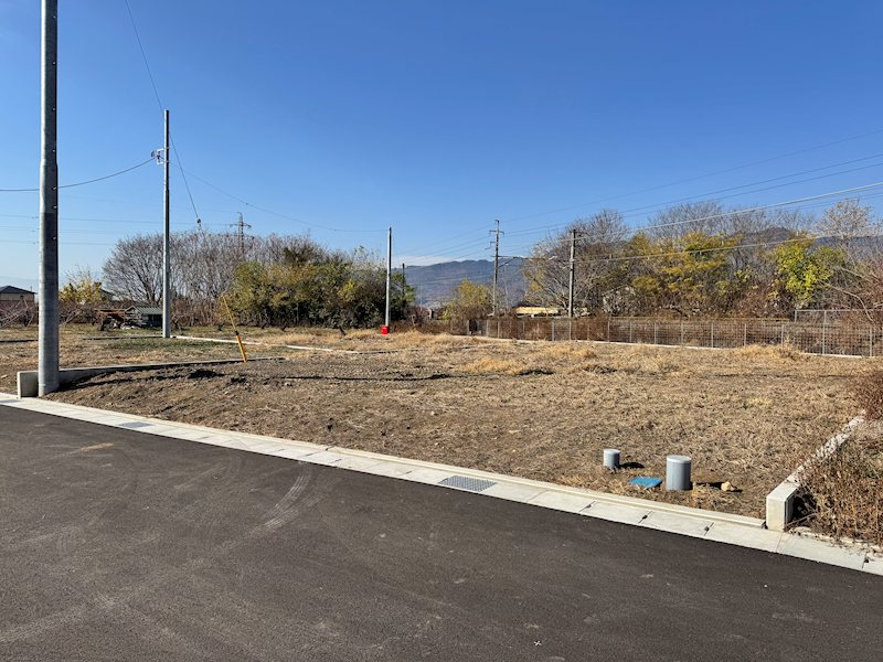 山梨市小原東 全15区画 1号地（No.1047） 現地写真（前面道路含む現地写真）