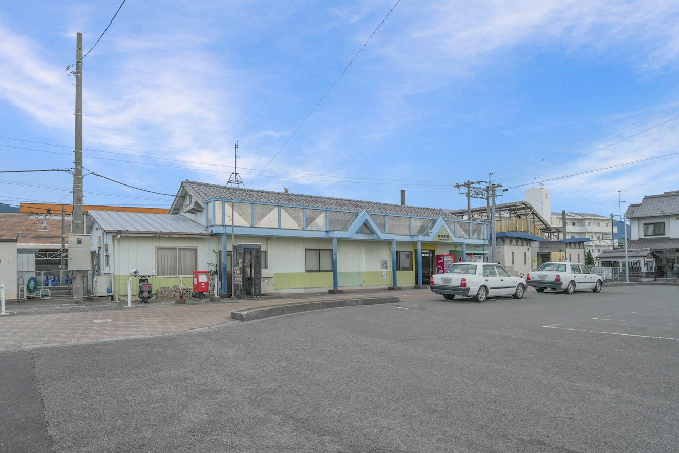 FelidiaGarden伊予市上吾川 全3区画 2号棟(No.1041) 駅