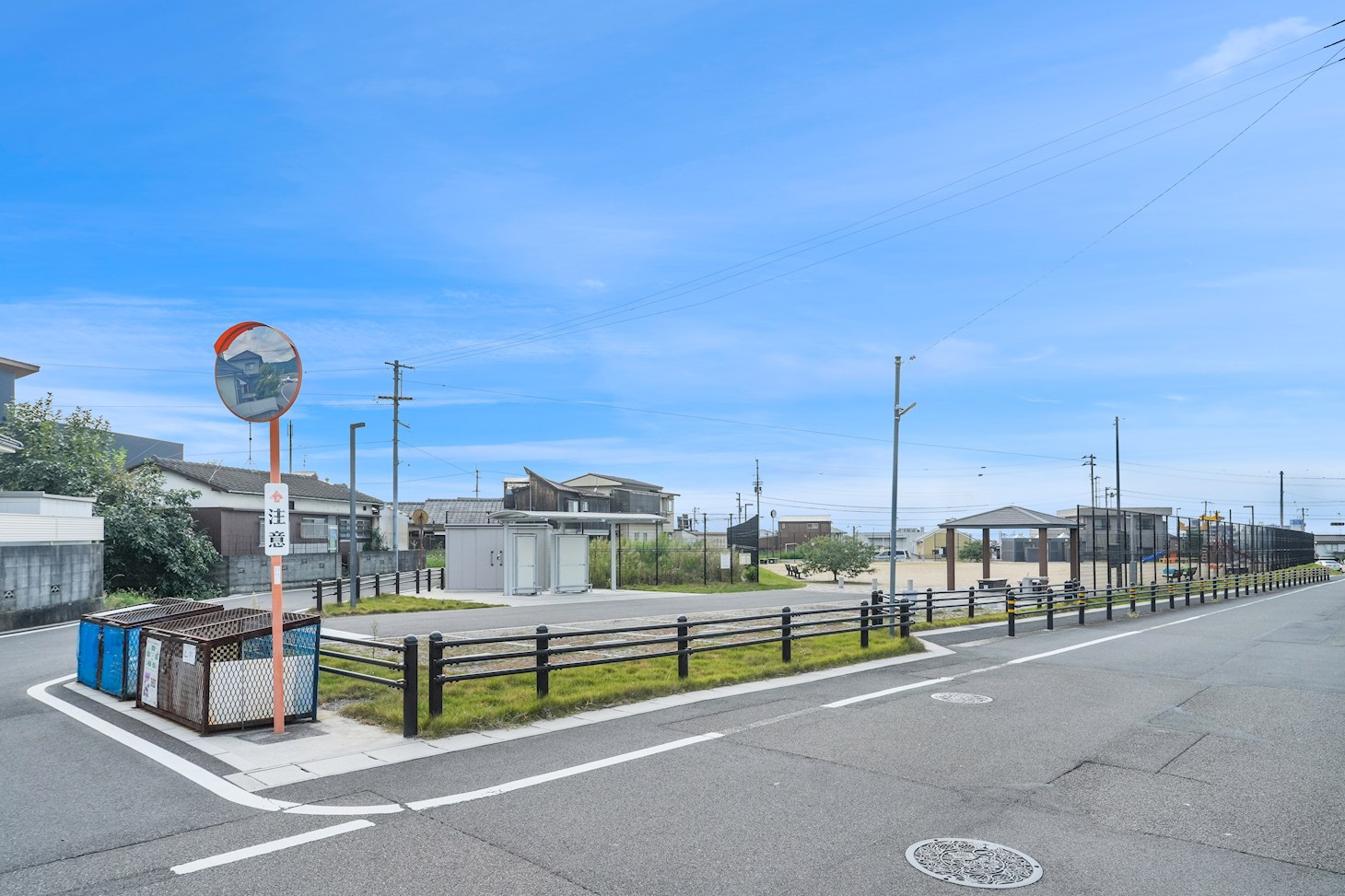 FelidiaGarden伊予市上吾川 全3区画 2号棟(No.1041) 公園