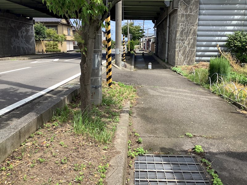 江南区天野１丁目売地 現地写真（前面道路含む現地写真）