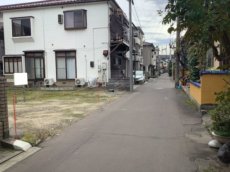中央区水島町売地 現地写真（前面道路含む現地写真）