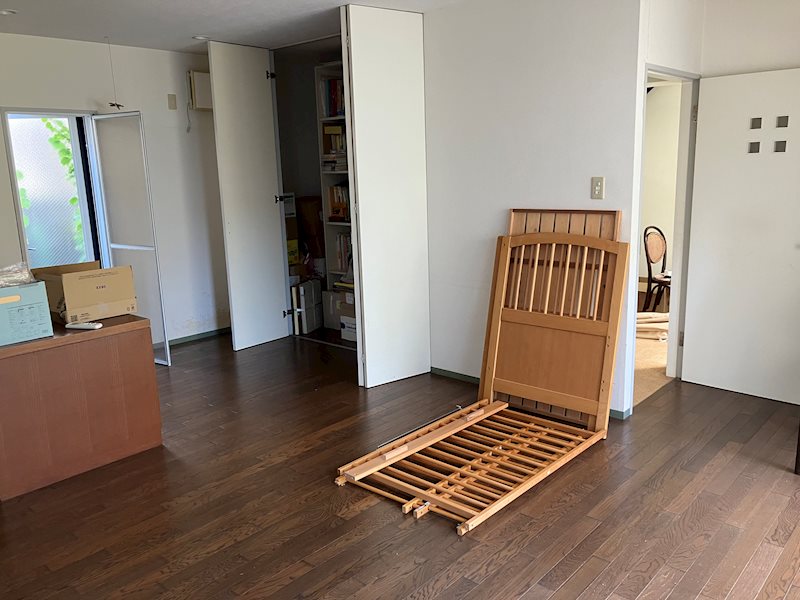 中央区水道町２丁目戸建 内観写真（リビング以外の居室）