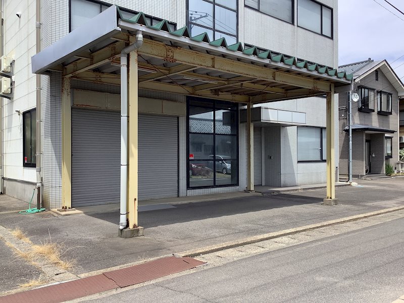 五泉市本町１丁目事務所・倉庫 現地写真