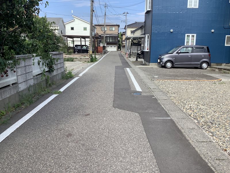 西区鳥原売地 現地写真（前面道路含む現地写真）