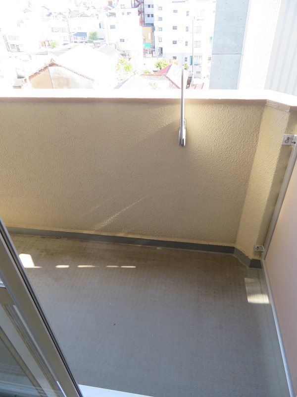 トーカンマンション医学町 現地写真（バルコニー）