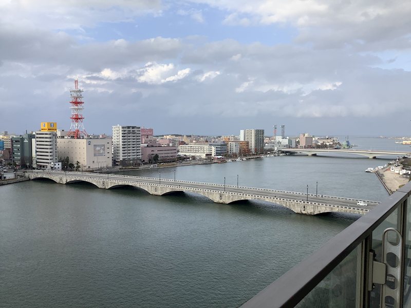 アデニウムタワー萬代橋 眺望写真