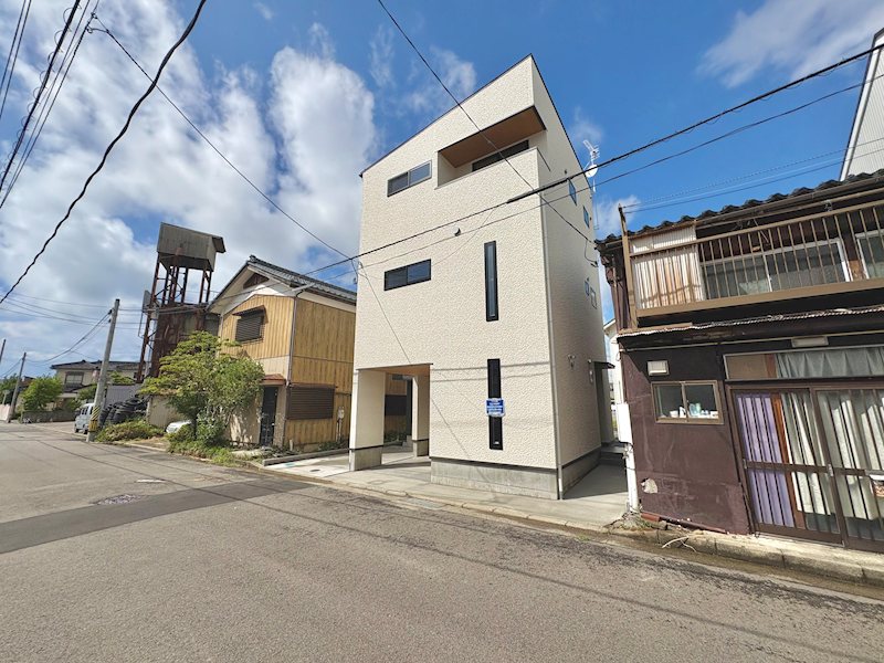 Lakulusu Home 下大川前通 現地写真