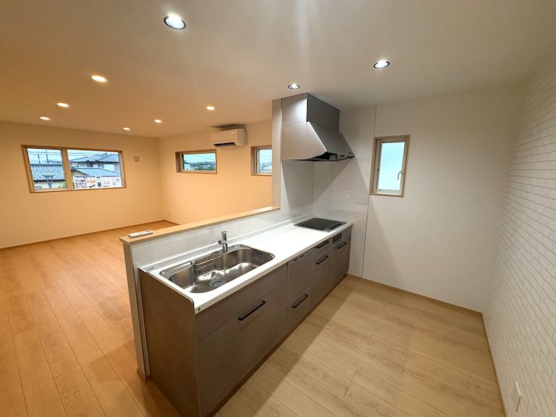 Lakulusu Home 元町 内観写真（リビング）