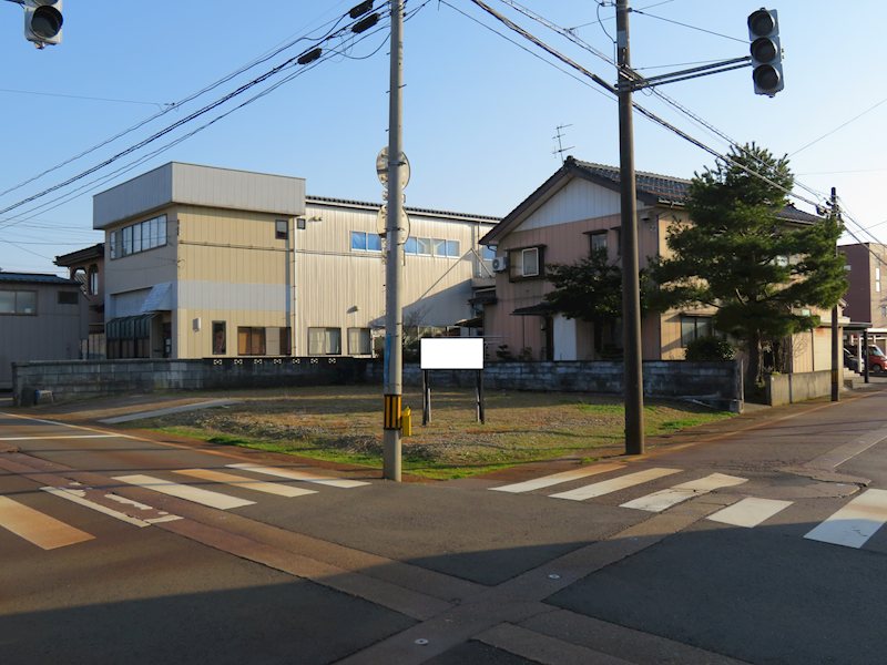 三条市塚野目２丁目売地 現地写真