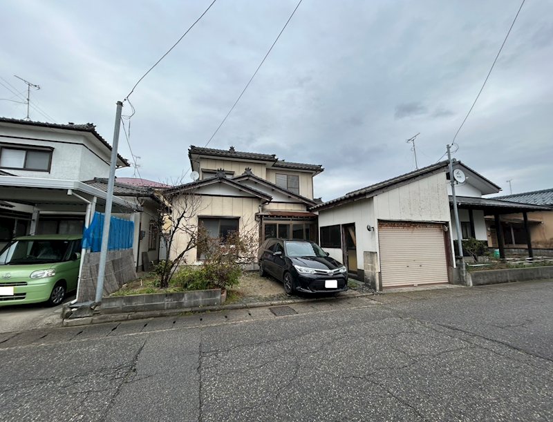 新発田市新富町２丁目戸建 現地写真（前面道路含む現地写真）